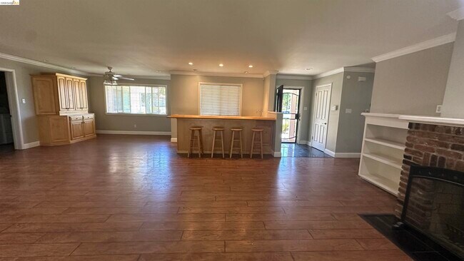 101 Shady Ln Antioch, CA 94509 photo 3