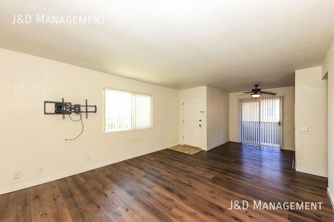 521 Calle Montecito Oceanside, CA 92057 photo 5