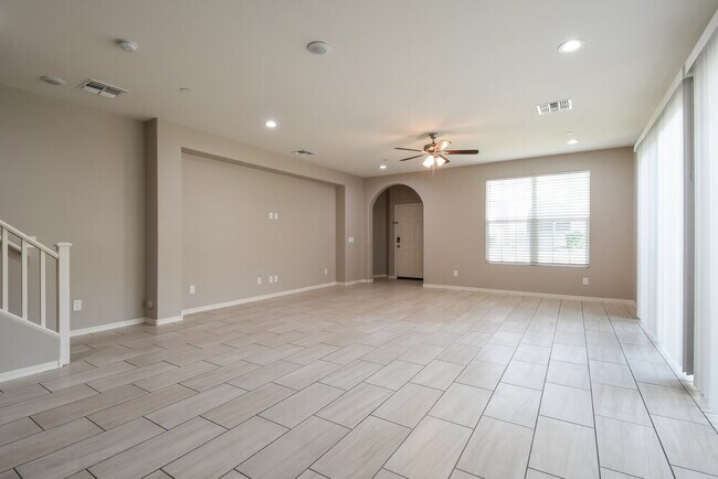 12314 W Cactus Blossom Trail Peoria, AZ 85383 photo 4