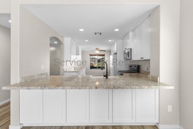 7718 S 48th Ln Phoenix, AZ 85339 photo 5