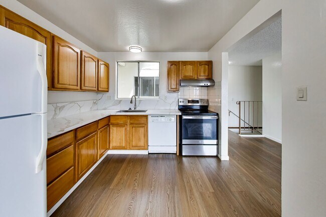 310 Castle St Daly City, CA 94014 photo 5
