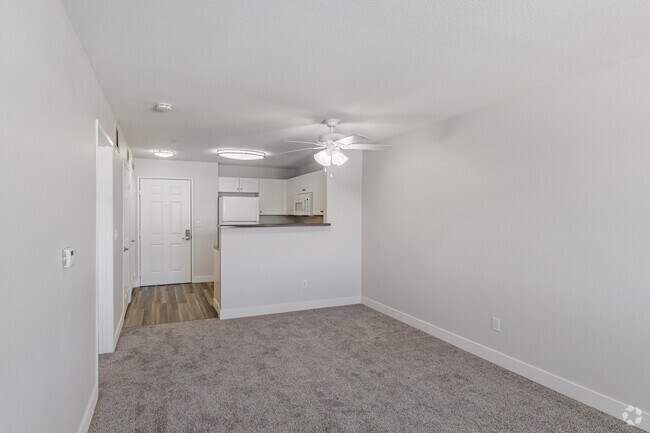 Royal Oaks 55+ Senior Apartment Community photo 3