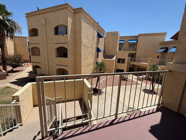 12221 W Bell Rd Surprise, AZ 85378 photo 3