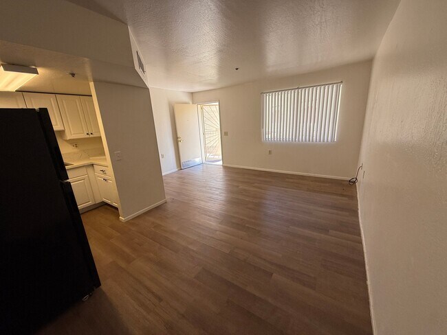12221 W Bell Rd Surprise, AZ 85378 photo 4