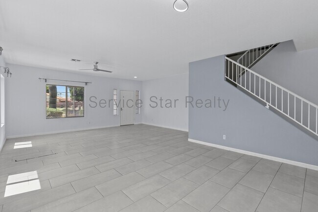 18026 N 63rd Ln Glendale, AZ 85308 photo 5