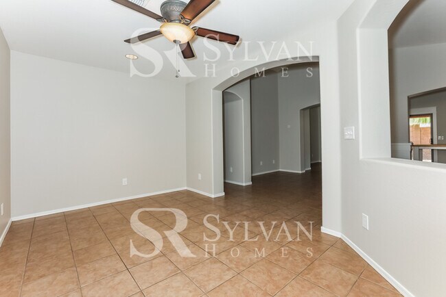 43543 W Blazen Trail Maricopa, AZ 85138 photo 5