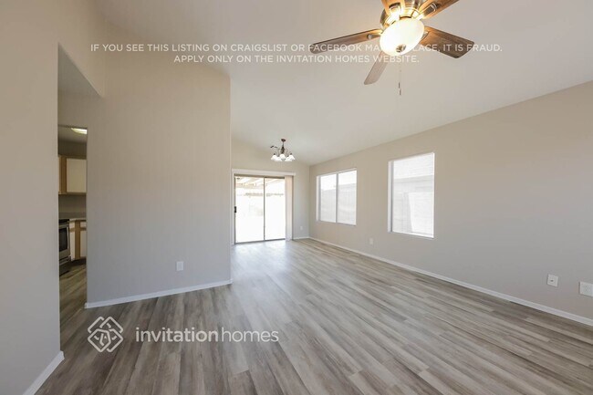 8559 W Carol Ave Peoria, AZ 85345 photo 3