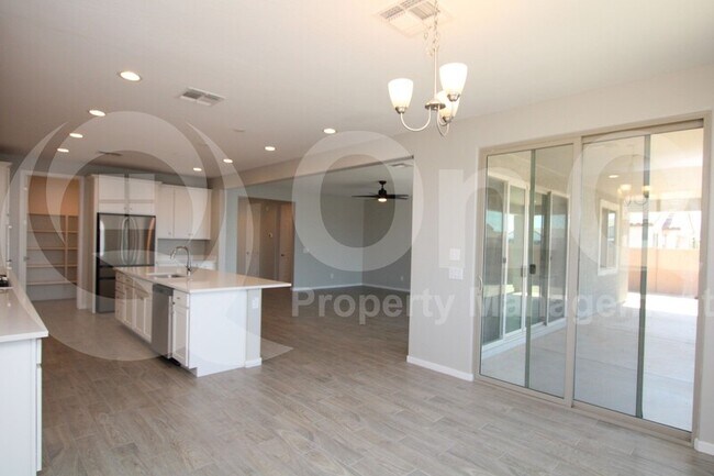 22206 N Daniel Dr Maricopa, AZ 85138 photo 3