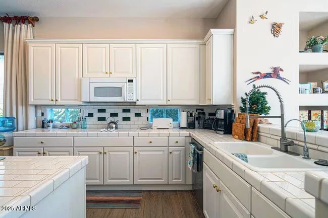 2347 W River Rock Ct Phoenix, AZ 85086 photo 5