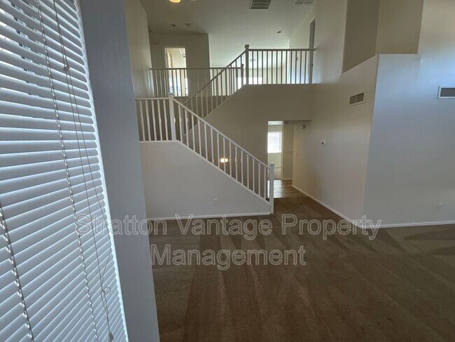 15582 W Rio Vista Ln Goodyear, AZ 85338 photo 4