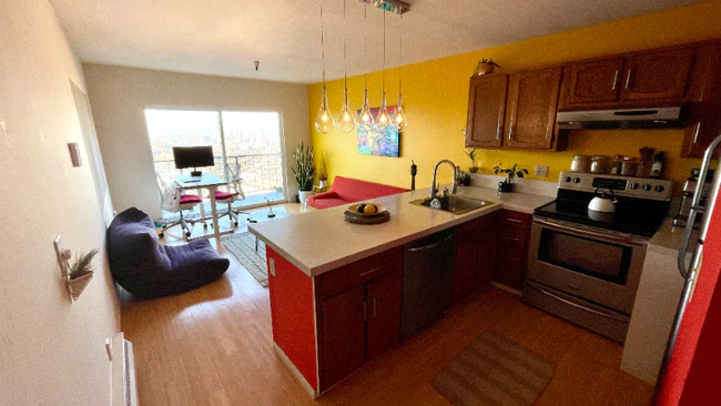 275 Burnett Ave San Francisco, CA 94131 photo 4