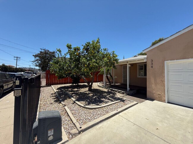 334 Roanoke Rd El Cajon, CA 92020 photo 2