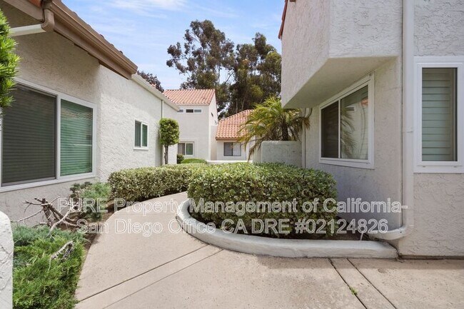 4612 Villas Dr Bonita, CA 91902 photo 2