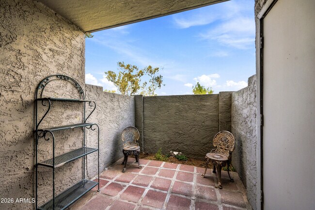533 W Guadalupe Rd Mesa, AZ 85210 photo 5