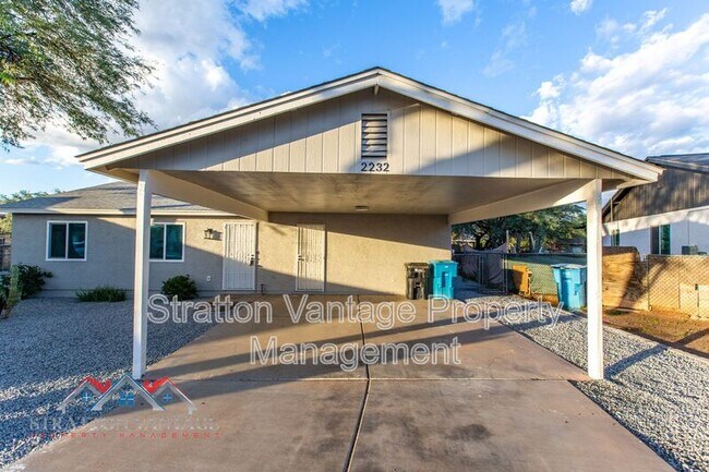 2232 W Grove St Phoenix, AZ 85041 photo 4
