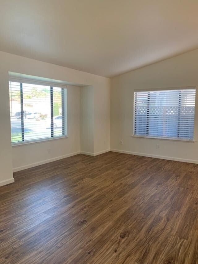 161 Bender Cir photo 3