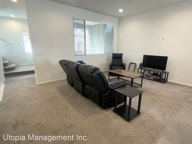 1203 Via Lucero Oceanside, CA 92056 photo 4