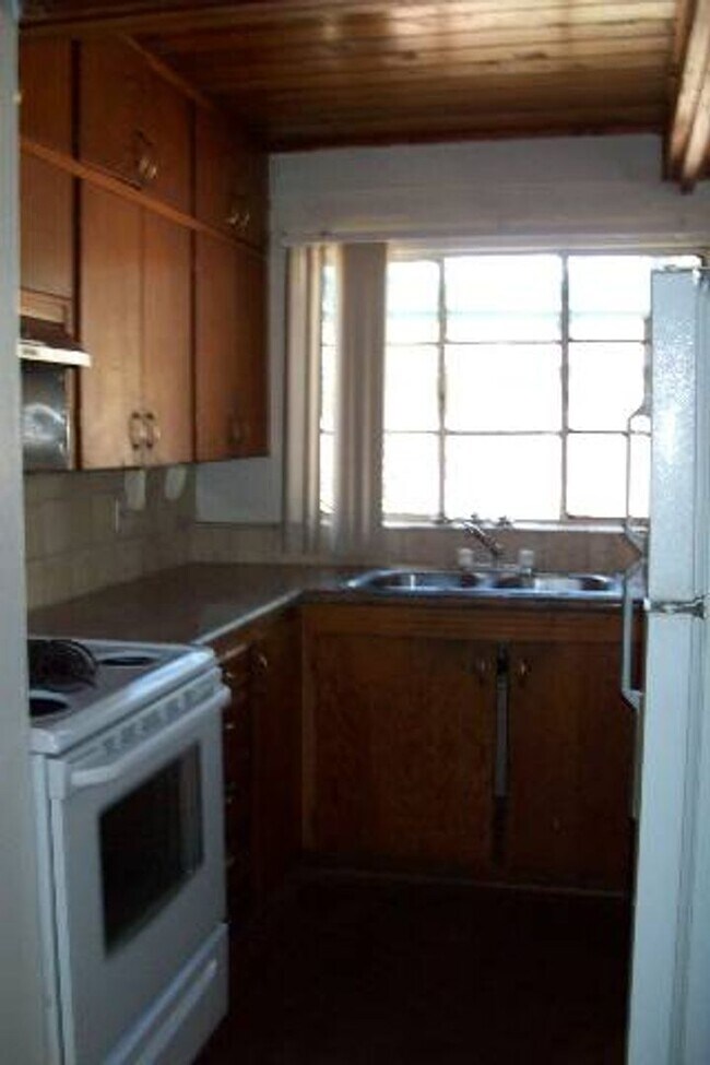 2123 W Hu Esta Dr Tempe, AZ 85282 photo 4