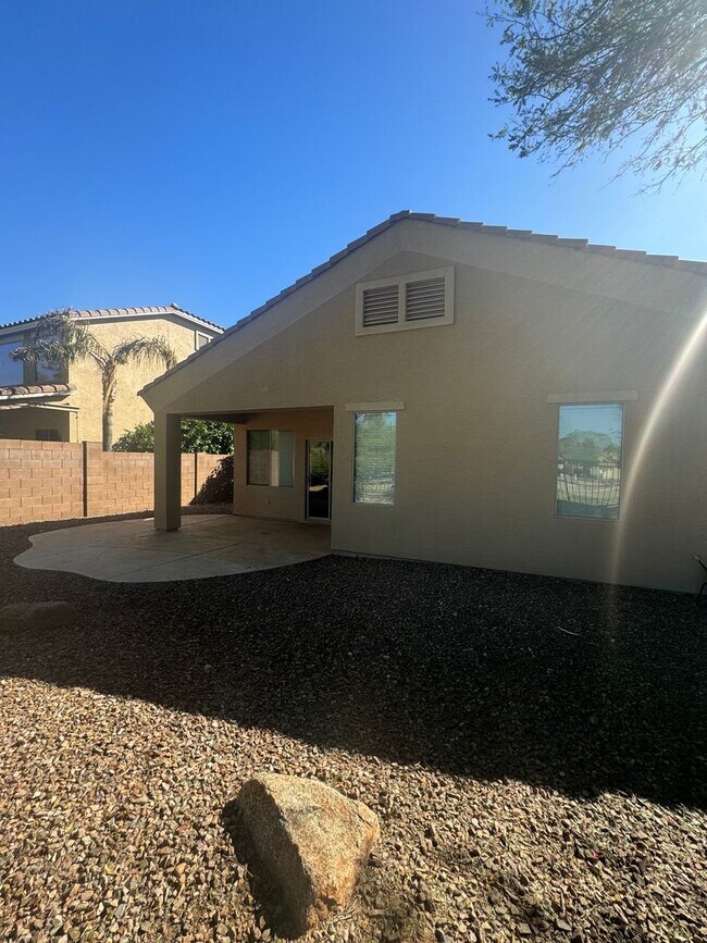 1434 E Clark Dr Gilbert, AZ 85297 photo 5