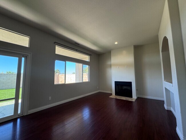 26835 Monseratt Ct Murrieta, CA 92563 photo 3
