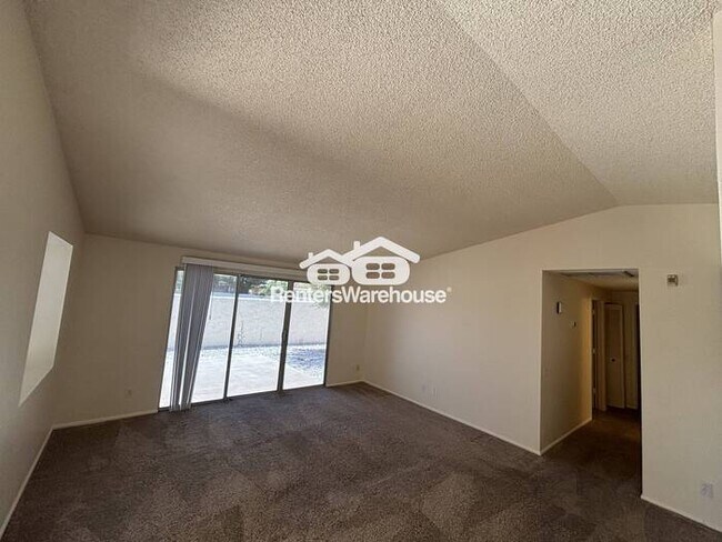 2126 N Villas Ln Chandler, AZ 85224 photo 3