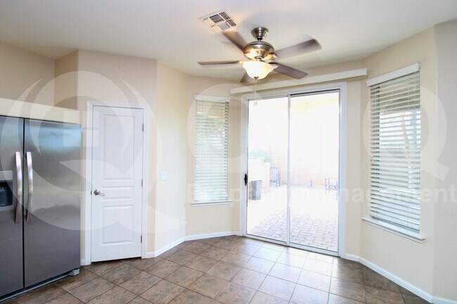 21654 N 106th Ln Peoria, AZ 85382 photo 4