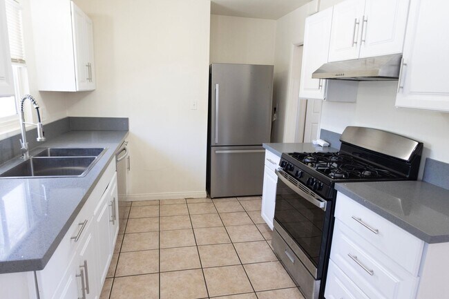 5086 55th Pl San Diego, CA 92115 photo 5