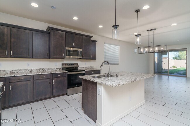 15011 N 55th Dr Glendale, AZ 85306 photo 4