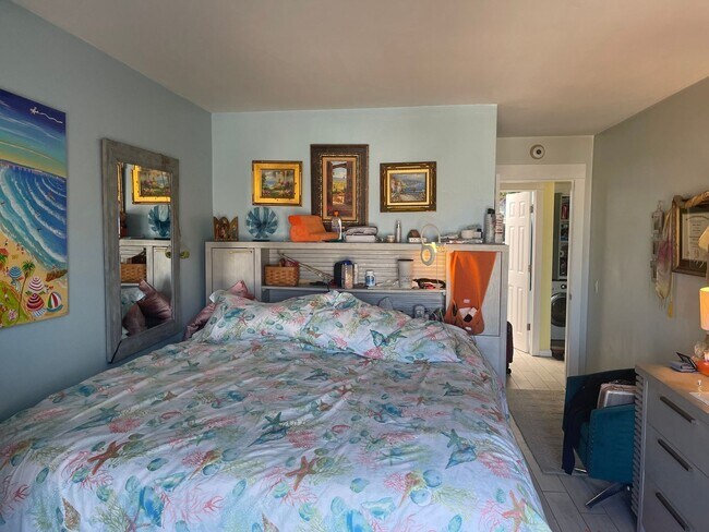 5155 W Point Loma Blvd San Diego, CA 92107 photo 4