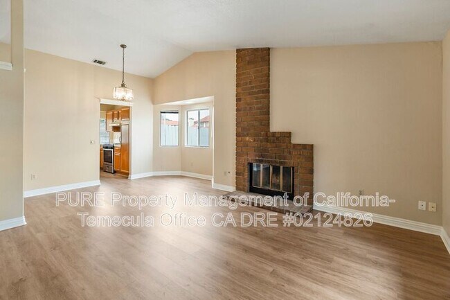 45891 Clubhouse Dr Temecula, CA 92592 photo 2