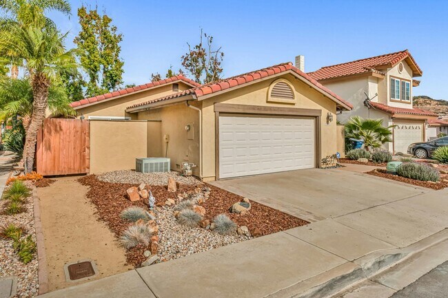 2166 Pueblo Glen Escondido, CA 92027