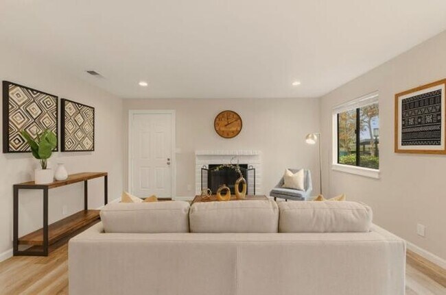 3401 La Terrace Cir San Jose, CA 95123 photo 3