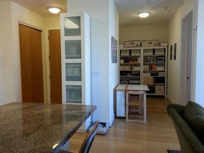 1020 Jackson St Oakland, CA 94607 photo 5