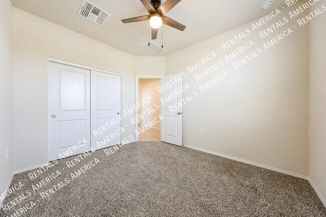 24470 W Wood St Buckeye, AZ 85326 photo 5