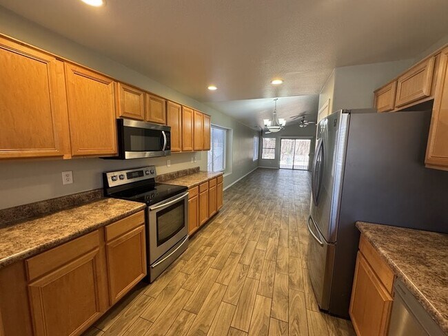 2330 W Blue Sky Dr Phoenix, AZ 85085 photo 5