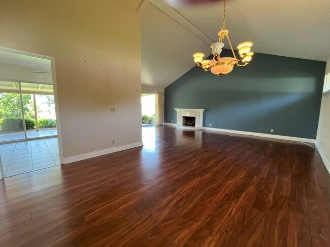 17482 Plaza Animado San Diego, CA 92128 photo 2