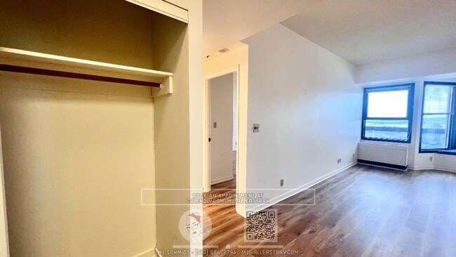 6363 Christie Ave Emeryville, CA 94608 photo 4