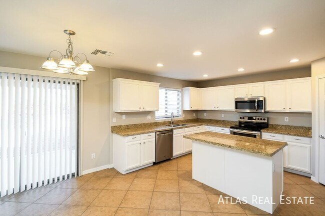 2004 W Green Tree Dr Queen Creek, AZ 85142 photo 4