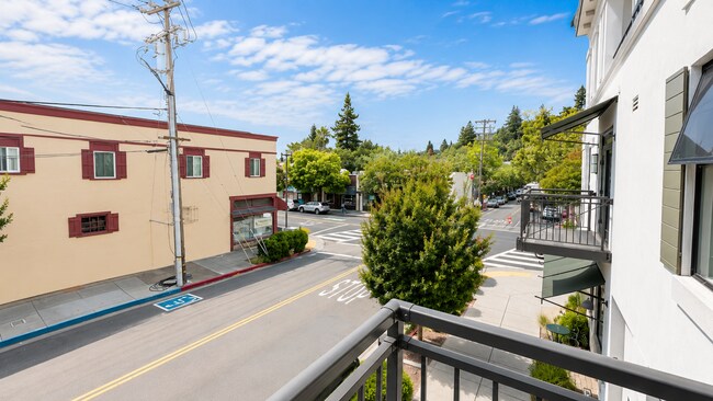 107 G St San Rafael, CA 94901 photo 5