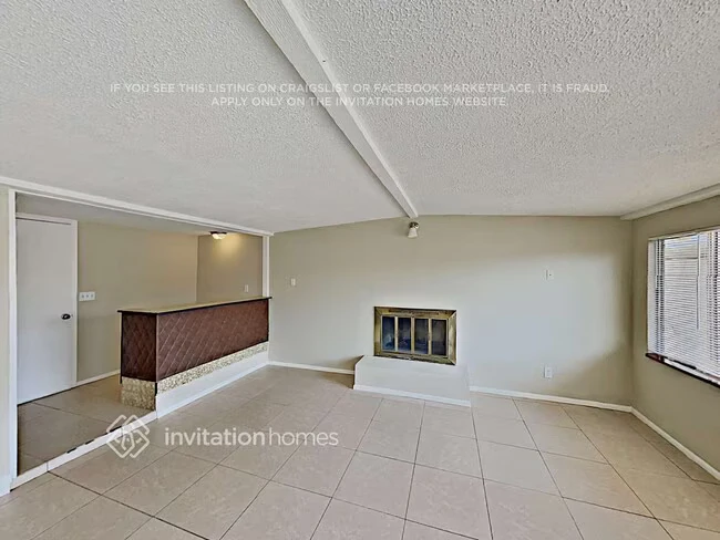7016 W Wilshire Dr photo 5