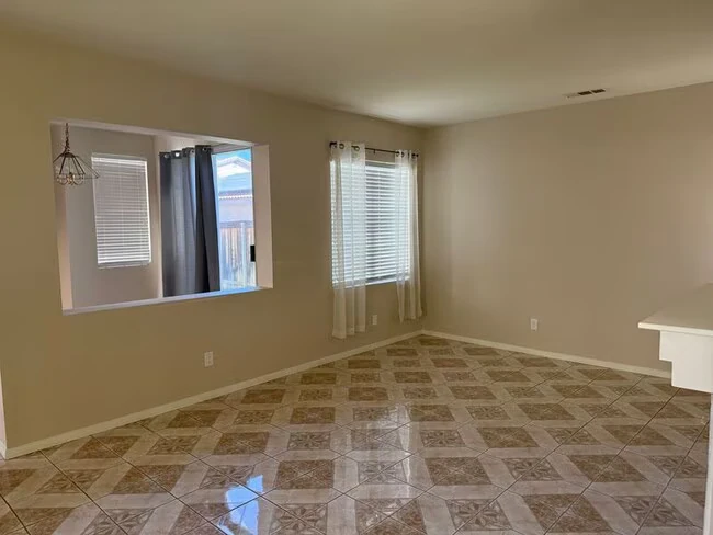 39545 Warbler Dr Temecula, CA 92591 photo 5