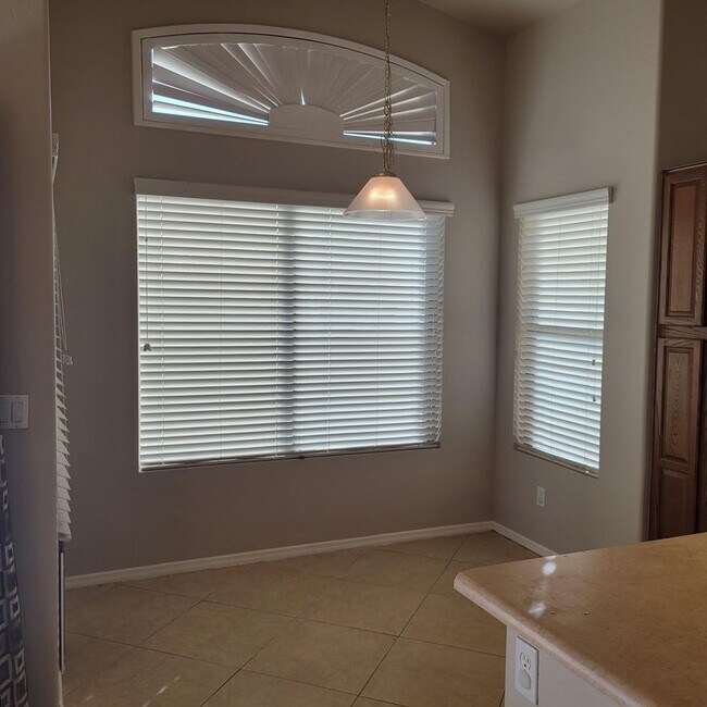 14809 W Port Au Prince Ln Surprise, AZ 85379 photo 5
