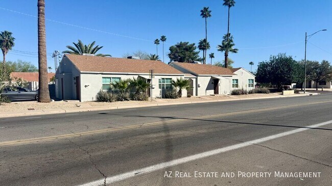1509 N 15th Ave Phoenix, AZ 85007 photo 2