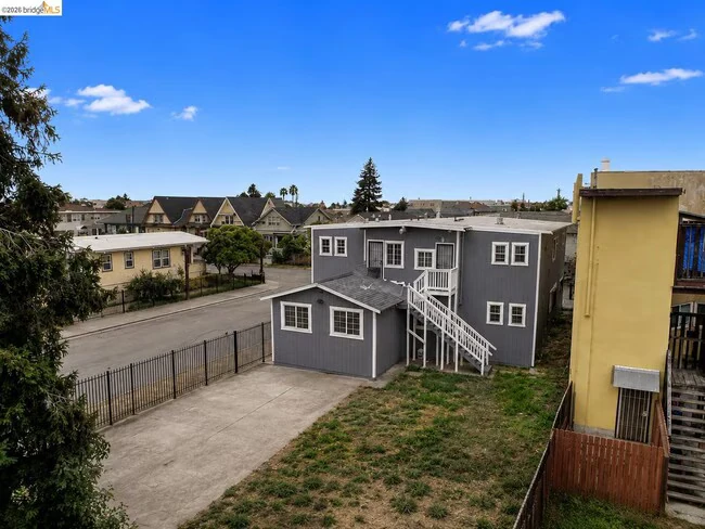 402 Bissell Ave Richmond, CA 94801 photo 2