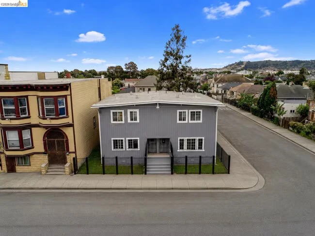 402 Bissell Ave Richmond, CA 94801 photo 4