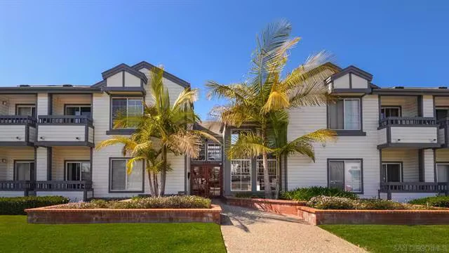 3950 Cleveland Ave San Diego, CA 92103 photo 2
