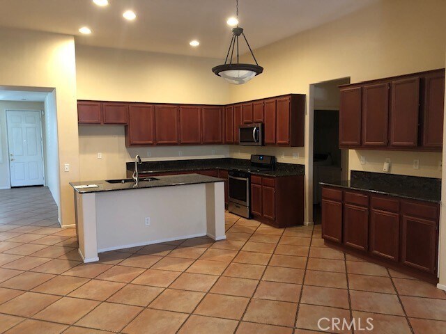 38167 Padaro St Murrieta, CA 92563 photo 2