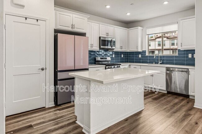 1873 Red Willow Wy Oceanside, CA 92056 photo 4