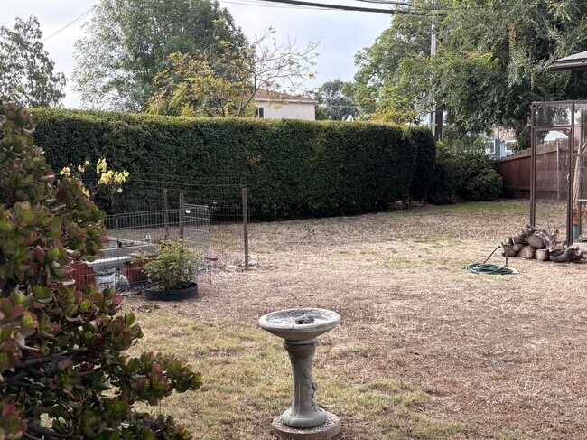 2076 Washington St Lemon Grove, CA 91945 photo 4