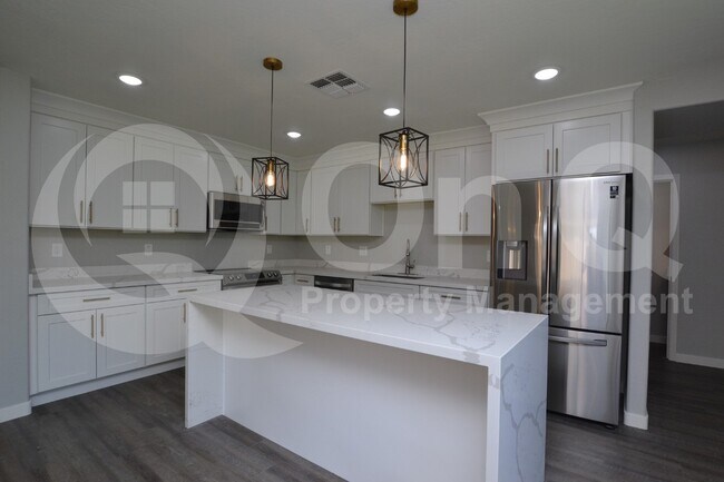 655 E Winchester Way Chandler, AZ 85286 photo 2